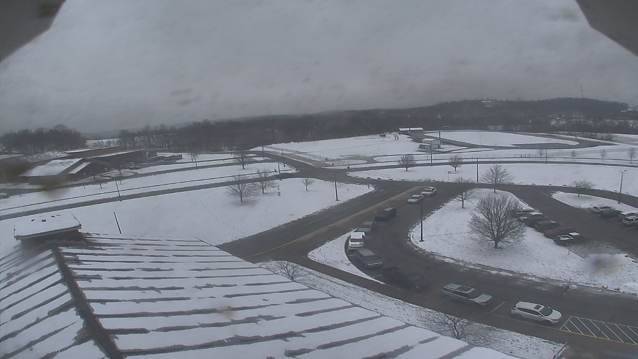 Thumbnail for current weather camera view from Central ES in Cambridge, Ohio