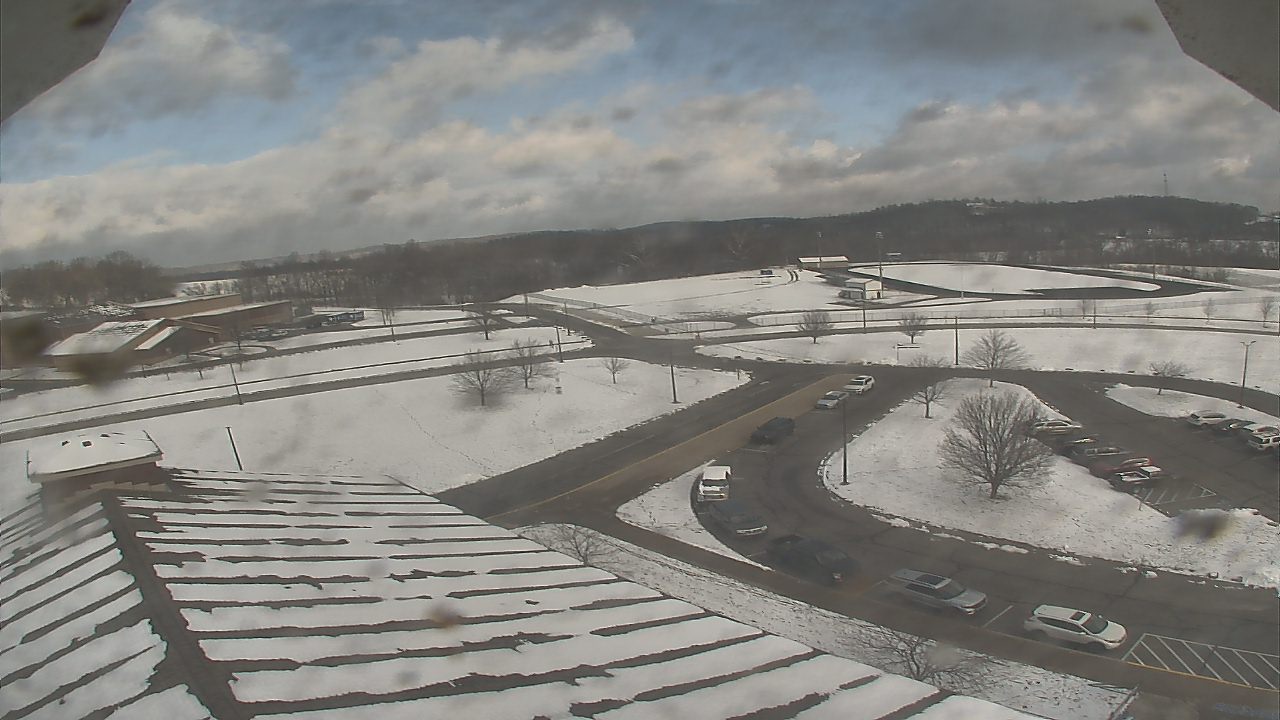 Thumbnail for current weather camera view from Central ES in Cambridge, Ohio