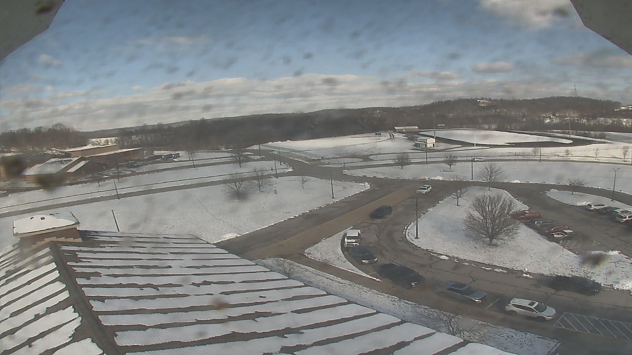 Thumbnail for current weather camera view from Central ES in Cambridge, Ohio