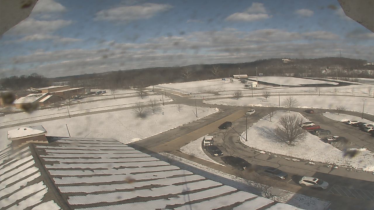 Thumbnail for current weather camera view from Central ES in Cambridge, Ohio