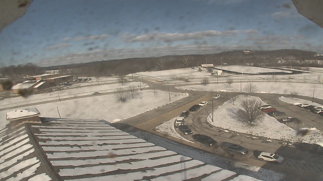 Thumbnail for current weather camera view from Central ES in Cambridge, Ohio