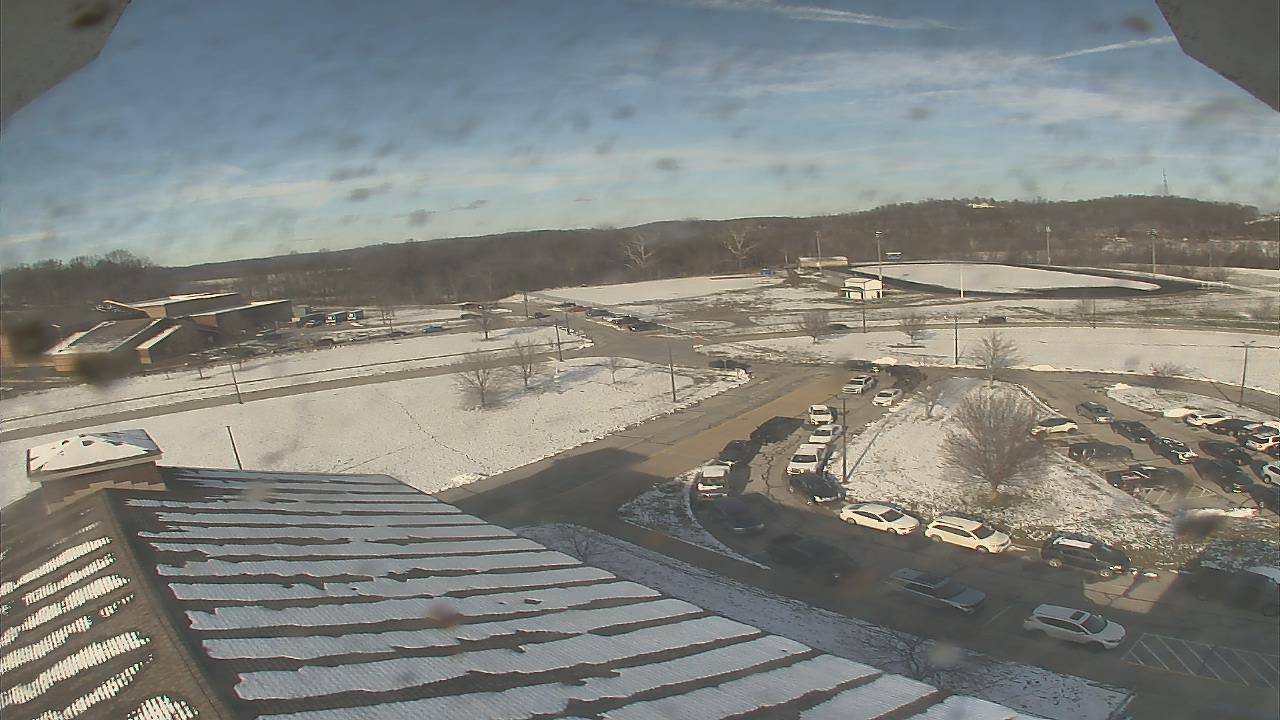 Thumbnail for current weather camera view from Central ES in Cambridge, Ohio