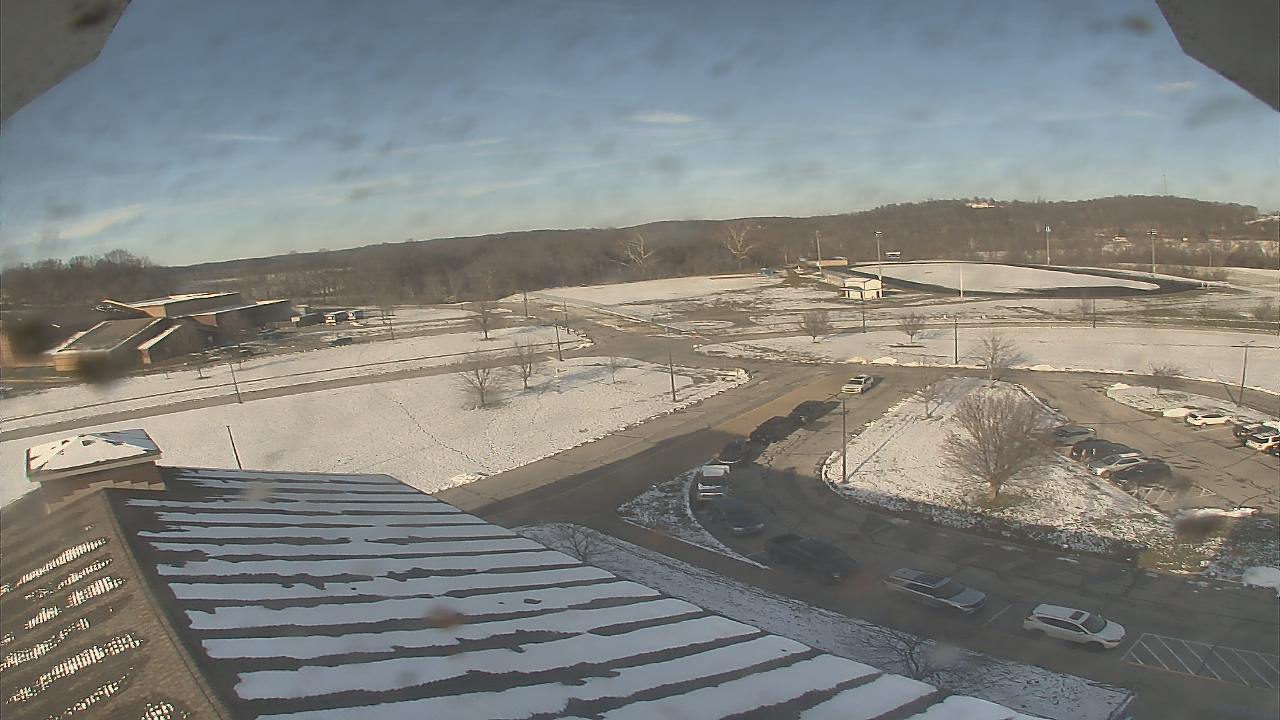 Thumbnail for current weather camera view from Central ES in Cambridge, Ohio