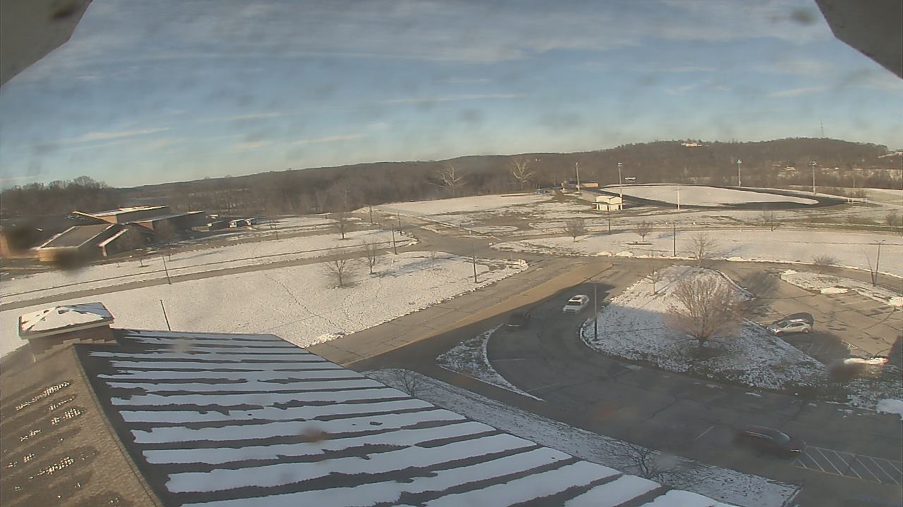 Thumbnail for current weather camera view from Central ES in Cambridge, Ohio