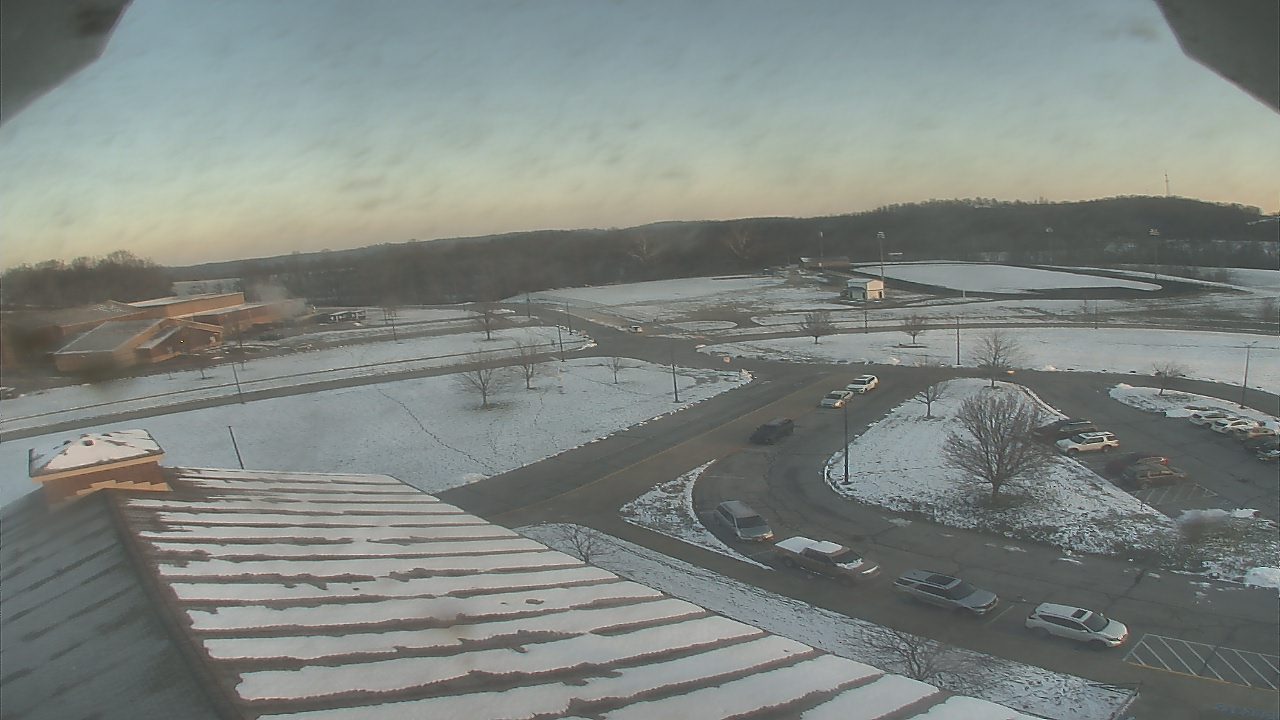 Thumbnail for current weather camera view from Central ES in Cambridge, Ohio