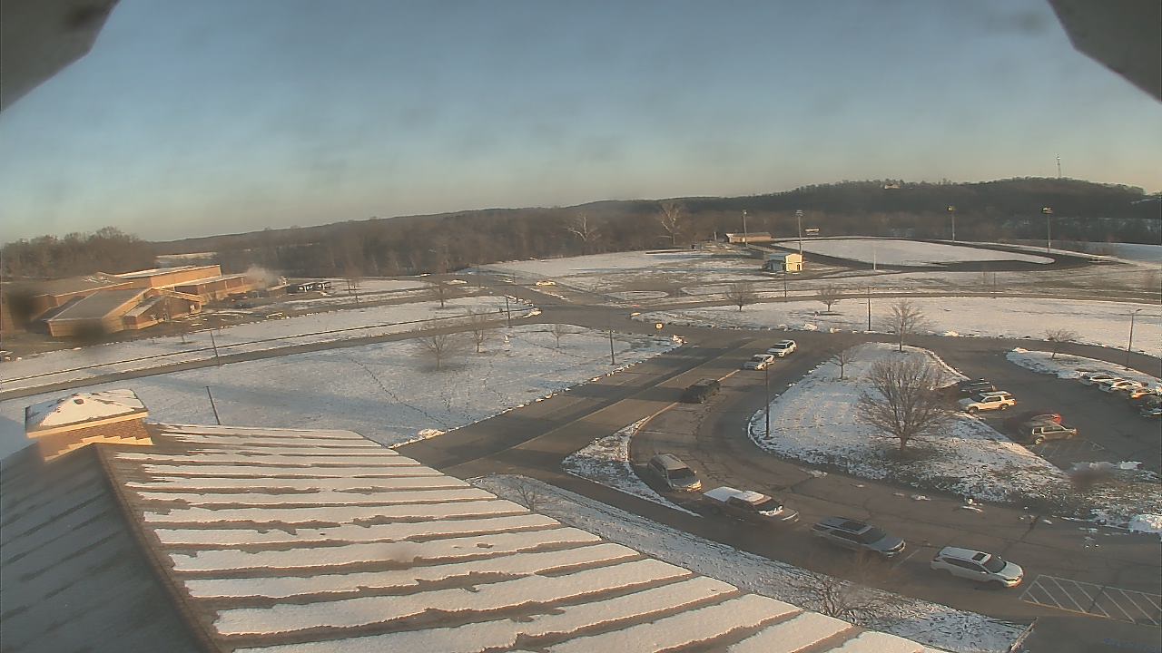 Thumbnail for current weather camera view from Central ES in Cambridge, Ohio