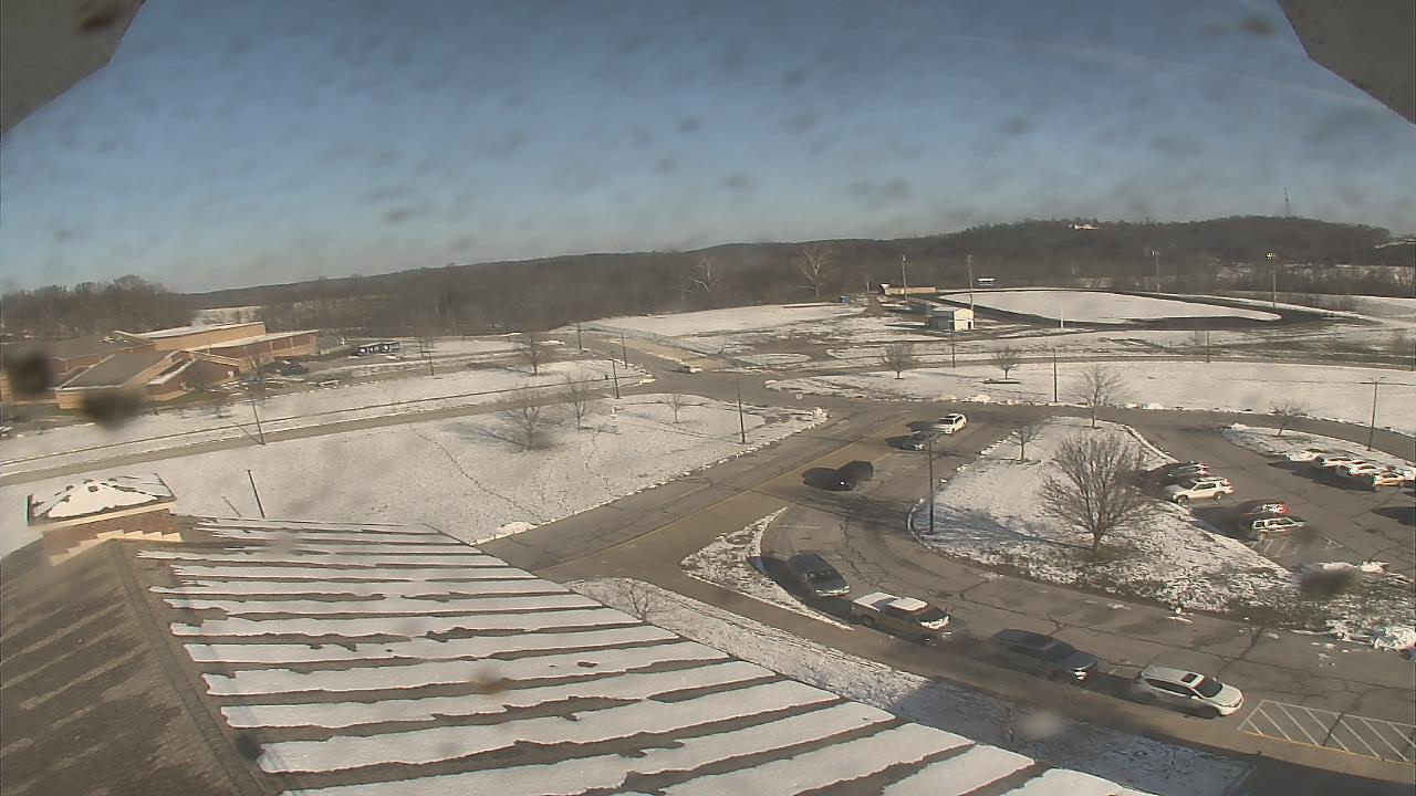 Thumbnail for current weather camera view from Central ES in Cambridge, Ohio