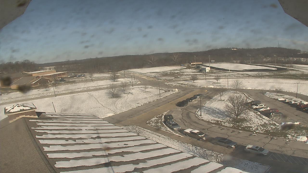 Thumbnail for current weather camera view from Central ES in Cambridge, Ohio