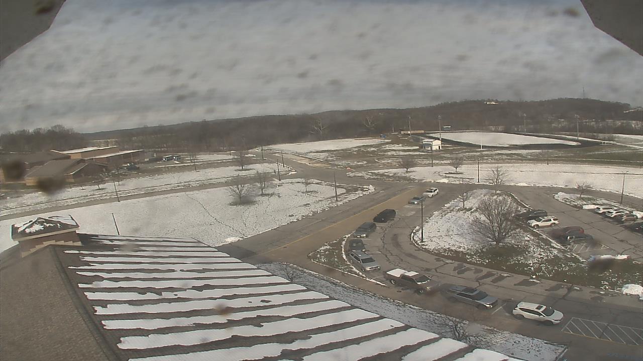 Thumbnail for current weather camera view from Central ES in Cambridge, Ohio