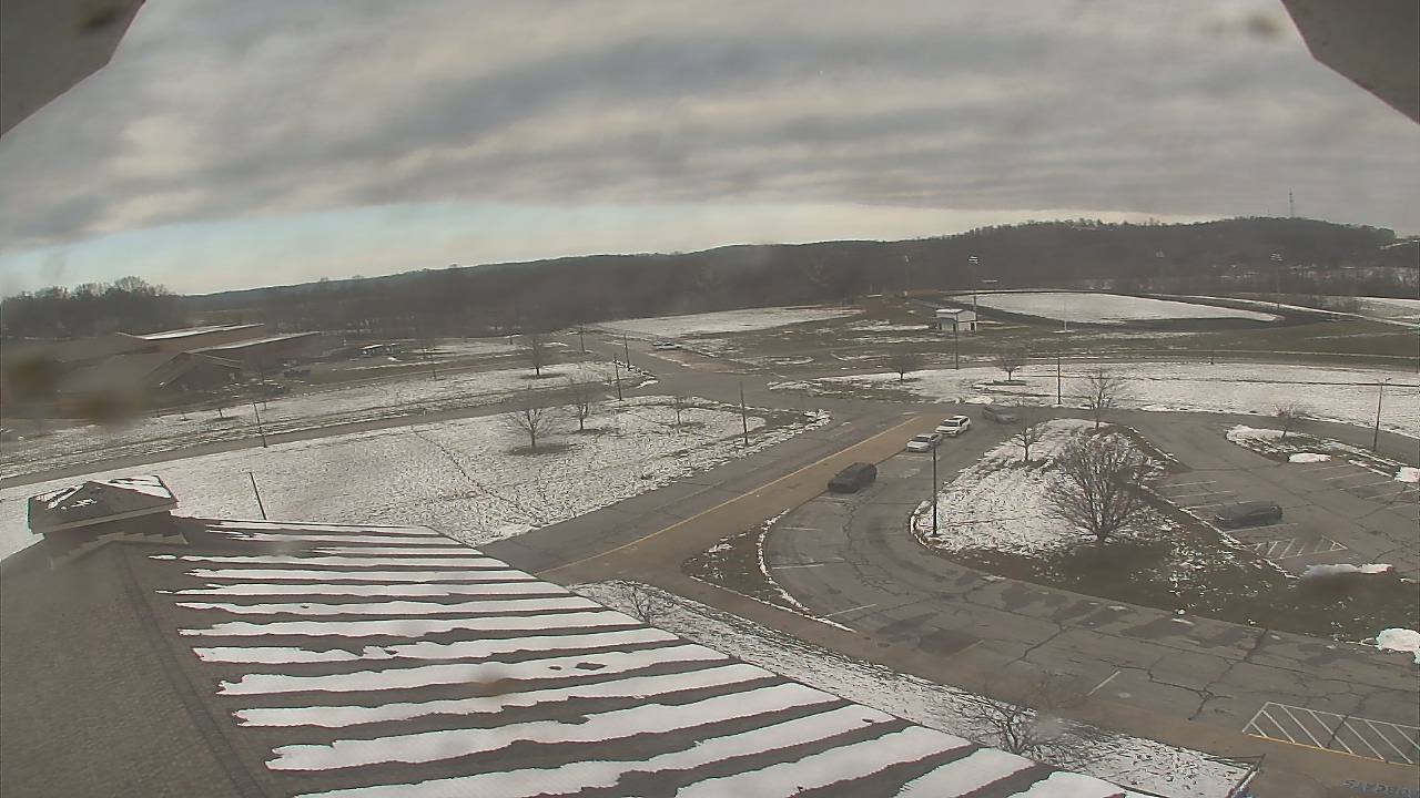 Thumbnail for current weather camera view from Central ES in Cambridge, Ohio