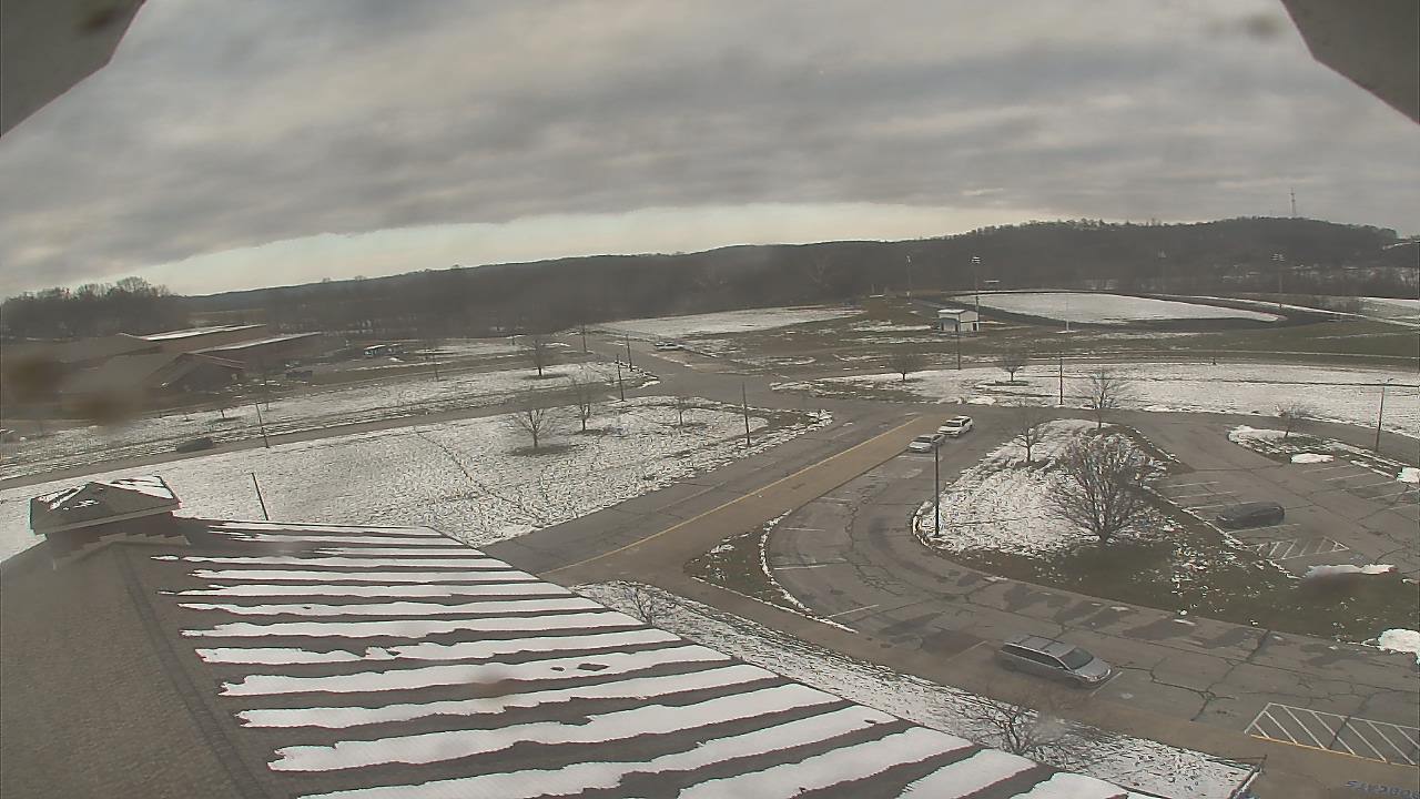 Thumbnail for current weather camera view from Central ES in Cambridge, Ohio