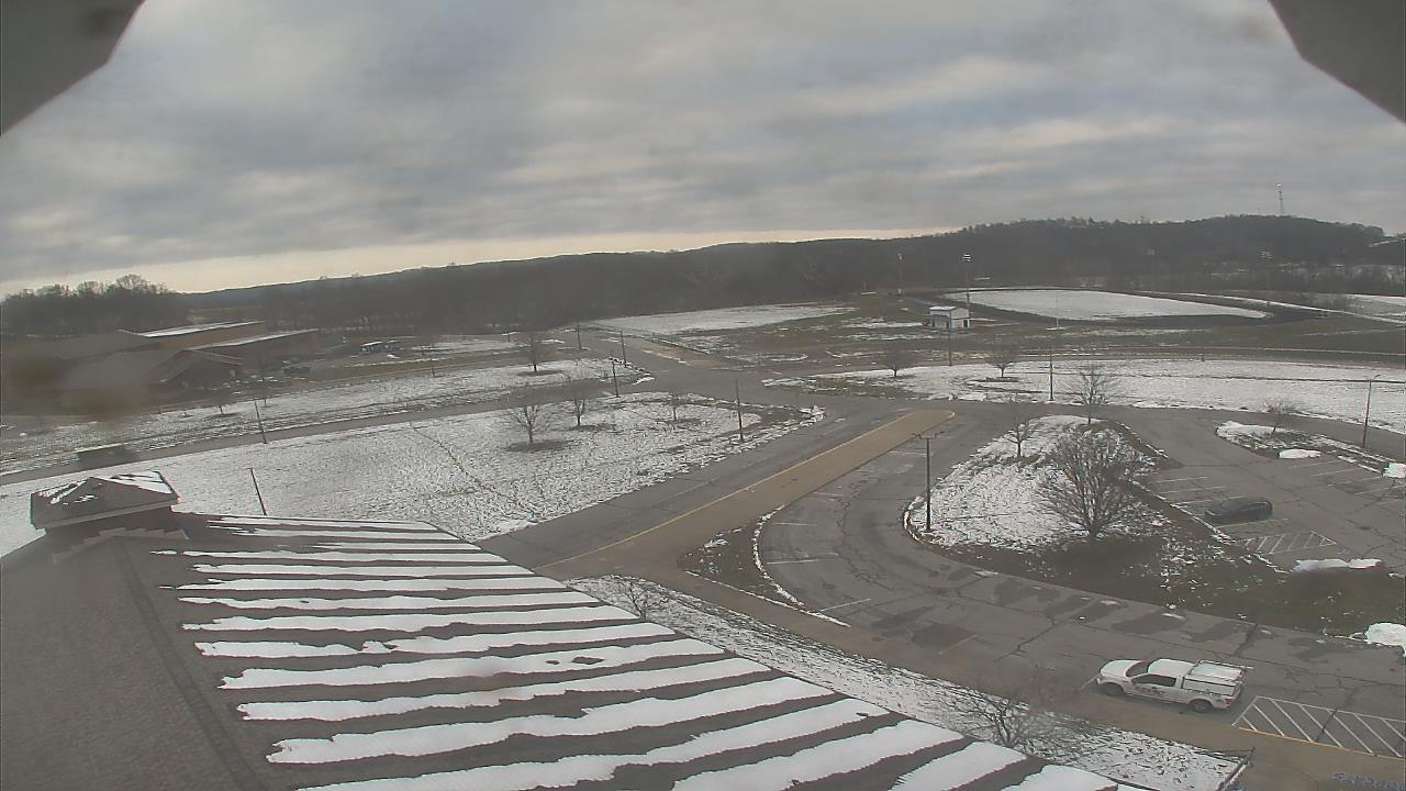 Thumbnail for current weather camera view from Central ES in Cambridge, Ohio