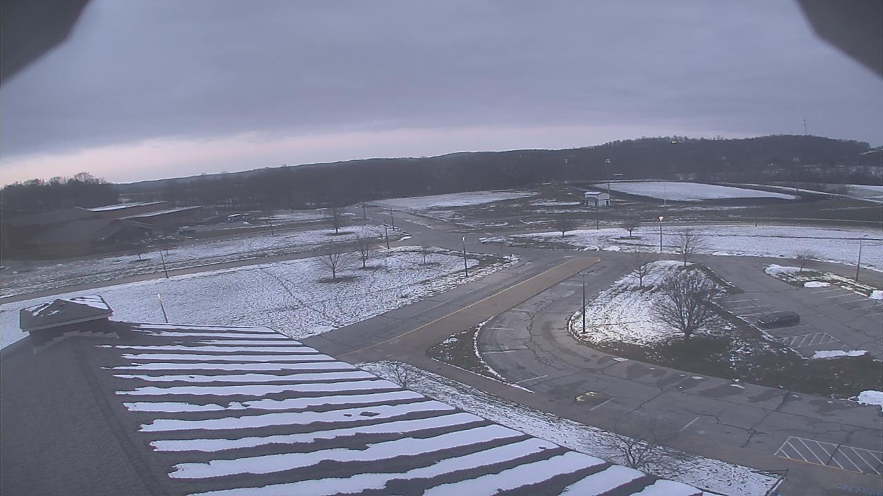 Thumbnail for current weather camera view from Central ES in Cambridge, Ohio