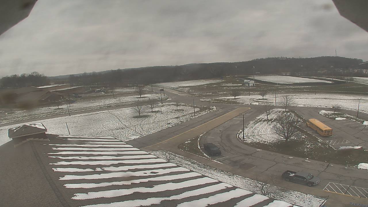 Thumbnail for current weather camera view from Central ES in Cambridge, Ohio
