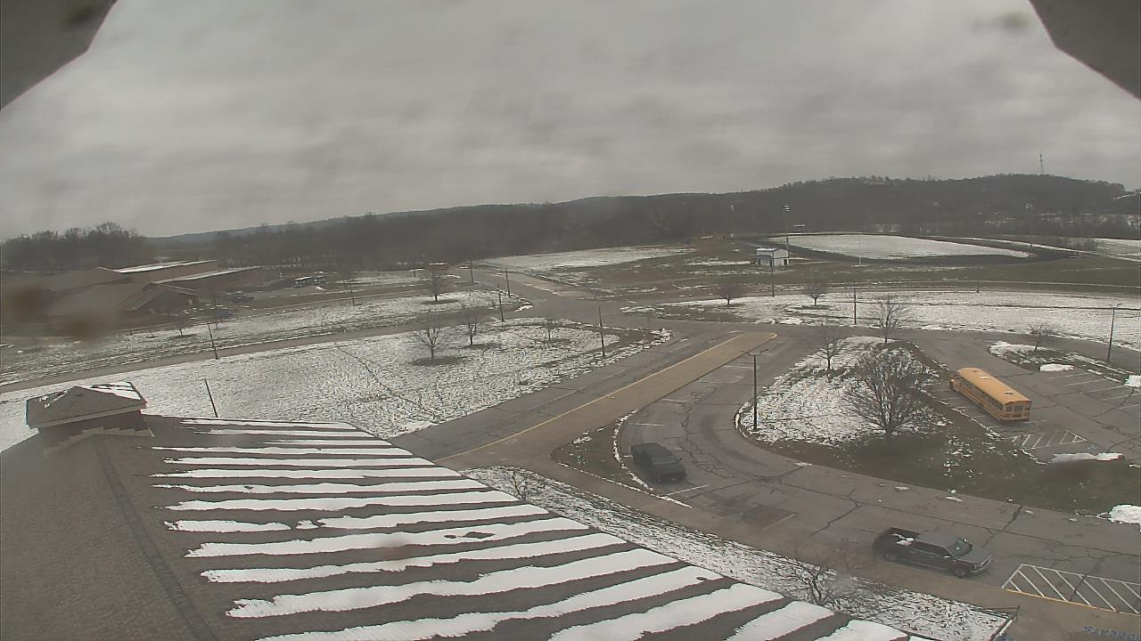 Thumbnail for current weather camera view from Central ES in Cambridge, Ohio