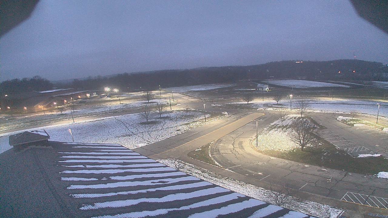 Thumbnail for current weather camera view from Central ES in Cambridge, Ohio