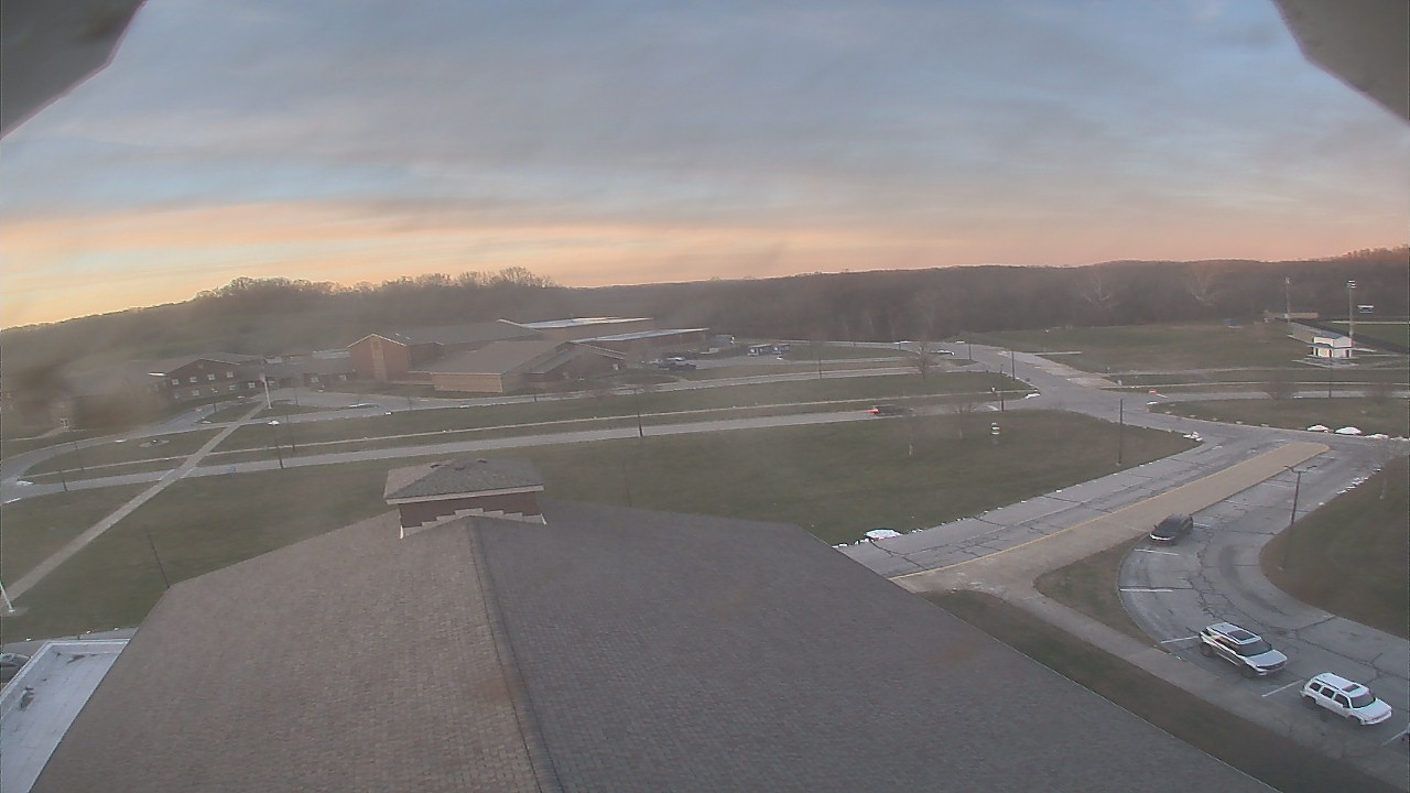 Thumbnail for current weather camera view from Central ES in Cambridge, Ohio