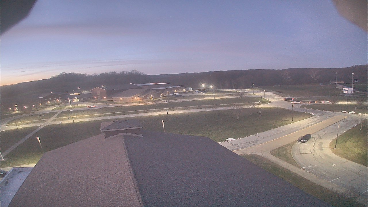 Thumbnail for current weather camera view from Central ES in Cambridge, Ohio