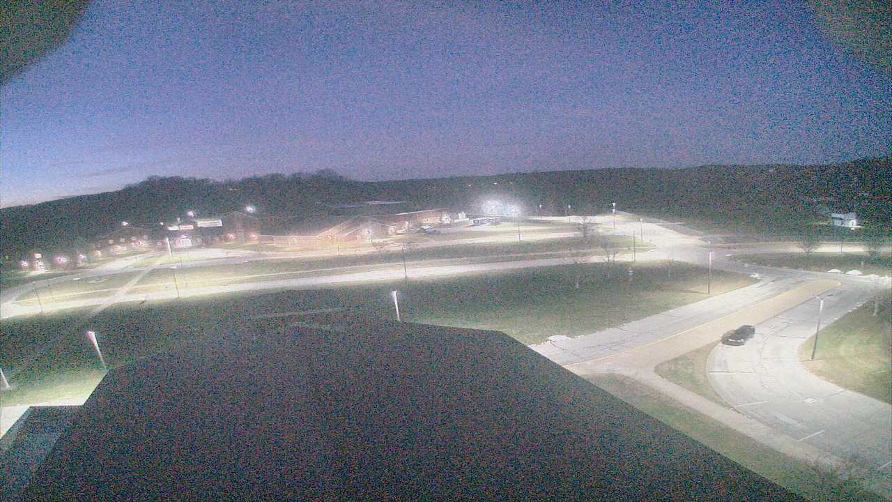 Thumbnail for current weather camera view from Central ES in Cambridge, Ohio