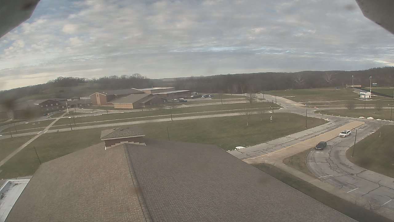 Thumbnail for current weather camera view from Central ES in Cambridge, Ohio