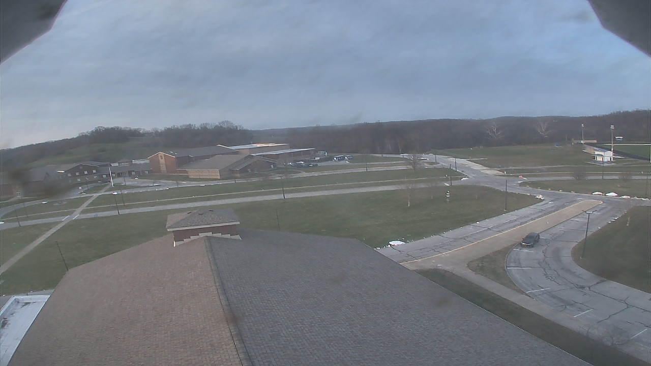 Thumbnail for current weather camera view from Central ES in Cambridge, Ohio