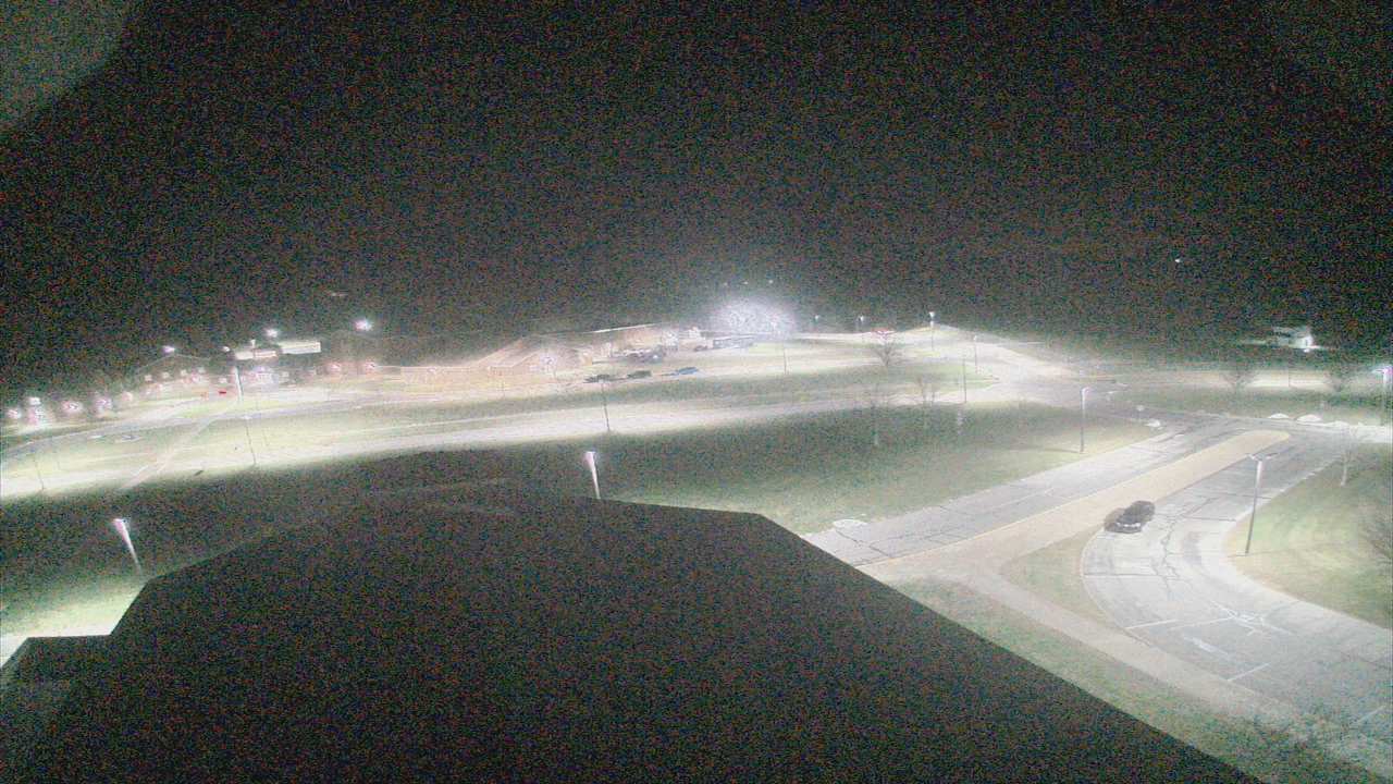 Thumbnail for current weather camera view from Central ES in Cambridge, Ohio