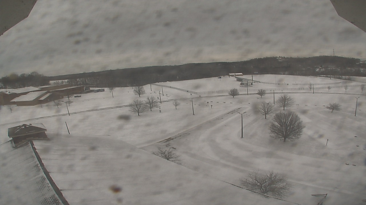 Thumbnail for current weather camera view from Central ES in Cambridge, Ohio