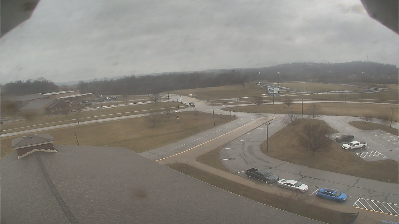 Thumbnail for current weather camera view from Central ES in Cambridge, Ohio