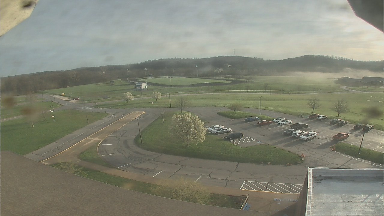 Thumbnail for current weather camera view from Central ES in Cambridge, Ohio