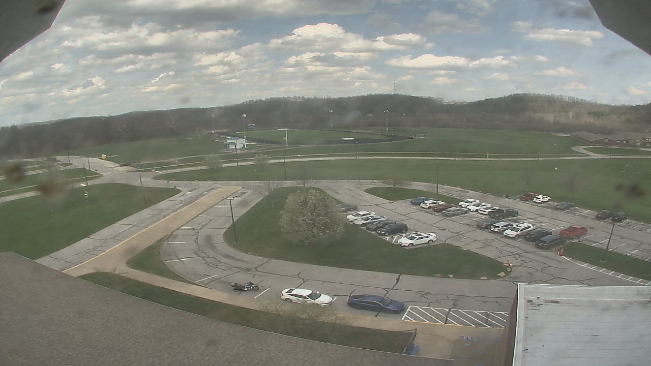 Thumbnail for current weather camera view from Central ES in Cambridge, Ohio