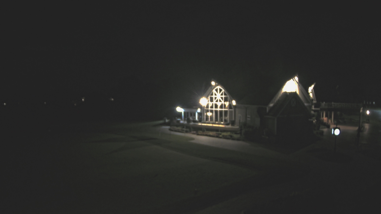 Thumbnail for current weather camera view from Coldstream Country Club in Cincinnati, Ohio