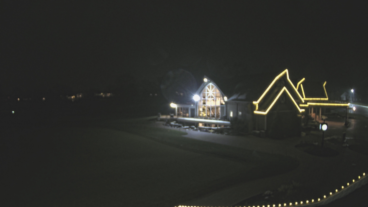 Thumbnail for current weather camera view from Coldstream Country Club in Cincinnati, Ohio