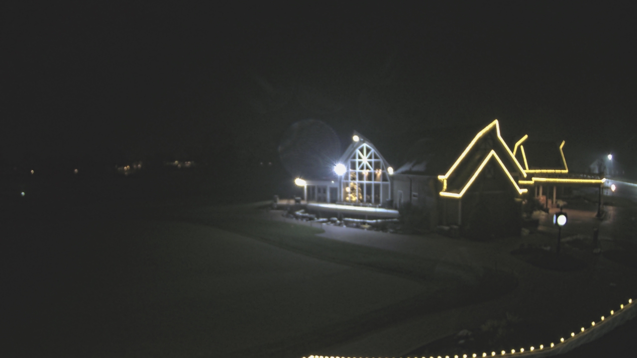 Thumbnail for current weather camera view from Coldstream Country Club in Cincinnati, Ohio