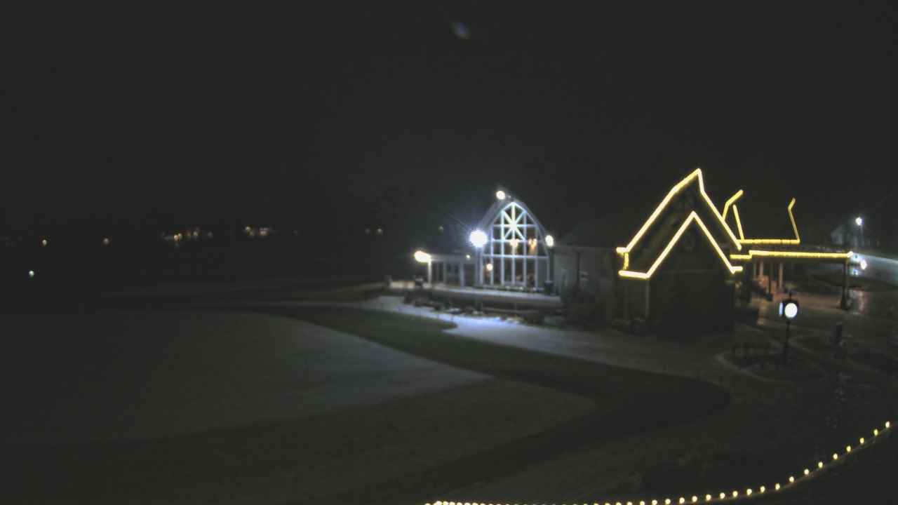 Thumbnail for current weather camera view from Coldstream Country Club in Cincinnati, Ohio