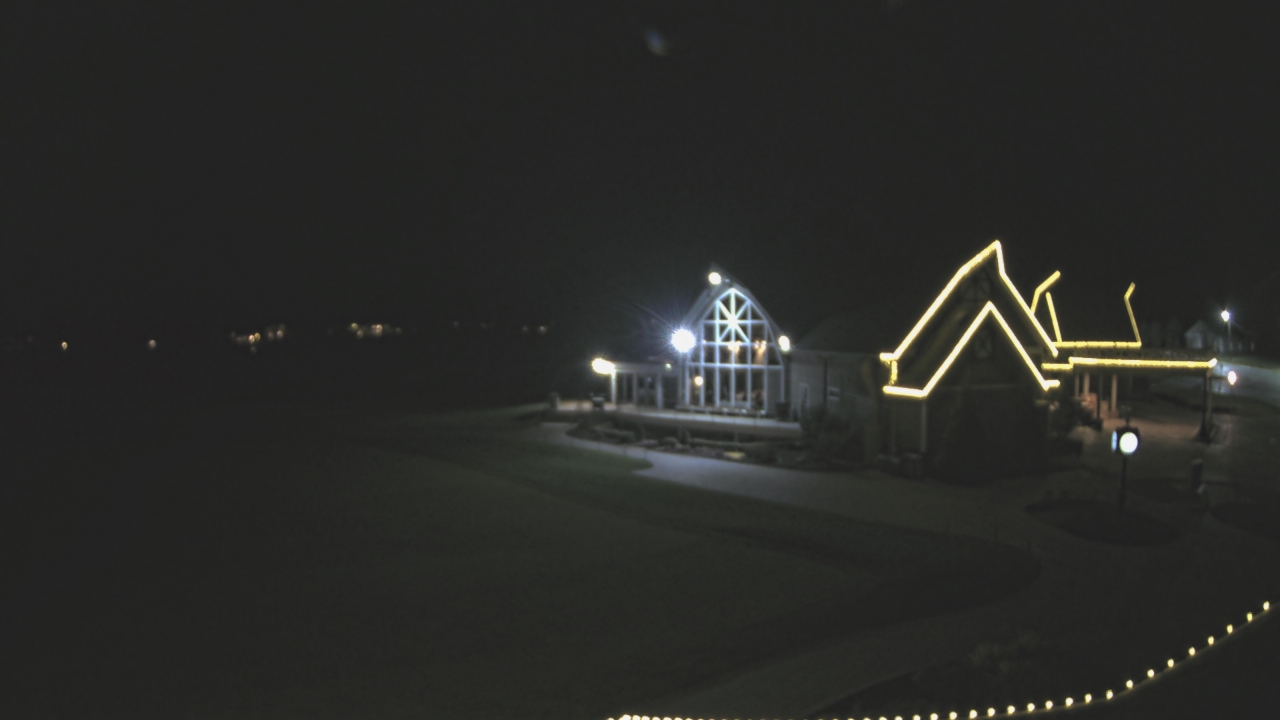 Thumbnail for current weather camera view from Coldstream Country Club in Cincinnati, Ohio