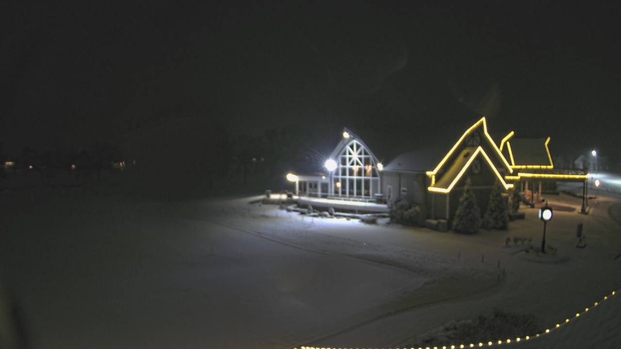 Thumbnail for current weather camera view from Coldstream Country Club in Cincinnati, Ohio