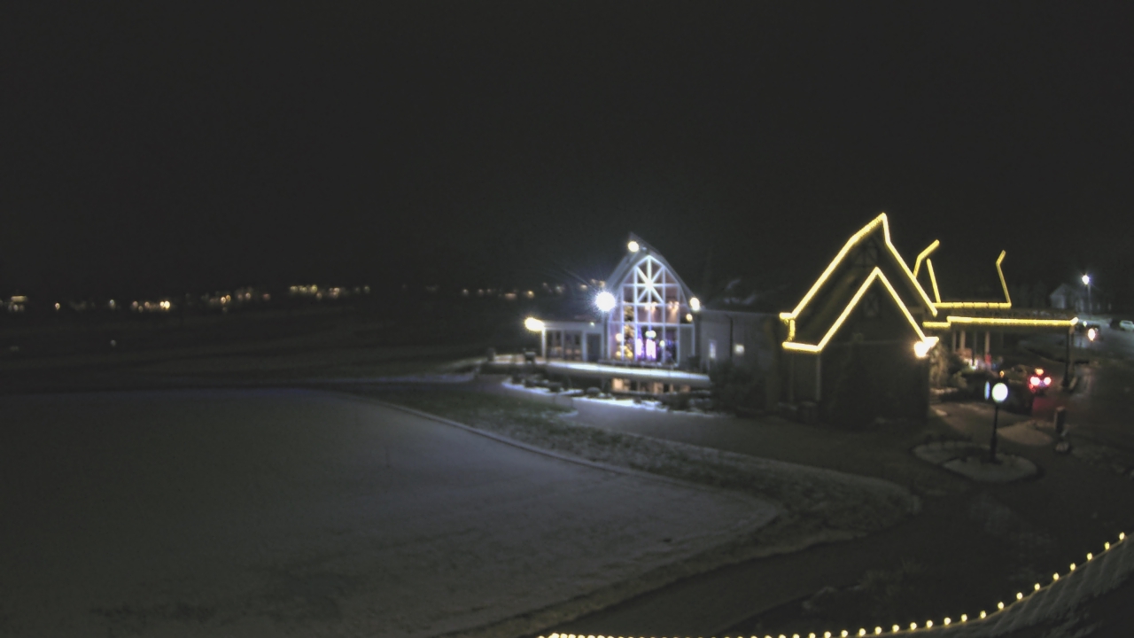 Thumbnail for current weather camera view from Coldstream Country Club in Cincinnati, Ohio