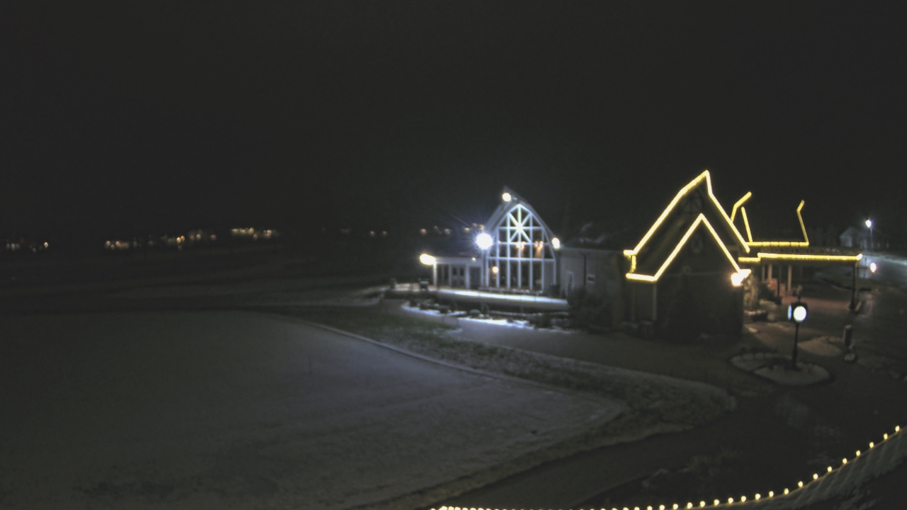 Thumbnail for current weather camera view from Coldstream Country Club in Cincinnati, Ohio