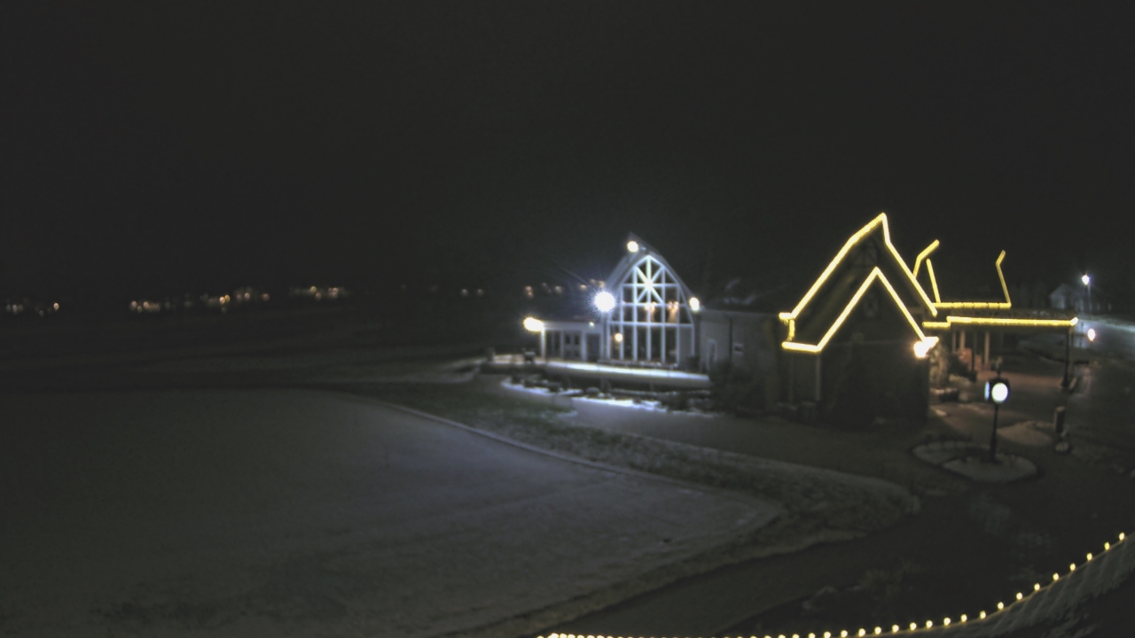 Thumbnail for current weather camera view from Coldstream Country Club in Cincinnati, Ohio