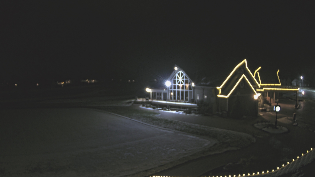 Thumbnail for current weather camera view from Coldstream Country Club in Cincinnati, Ohio