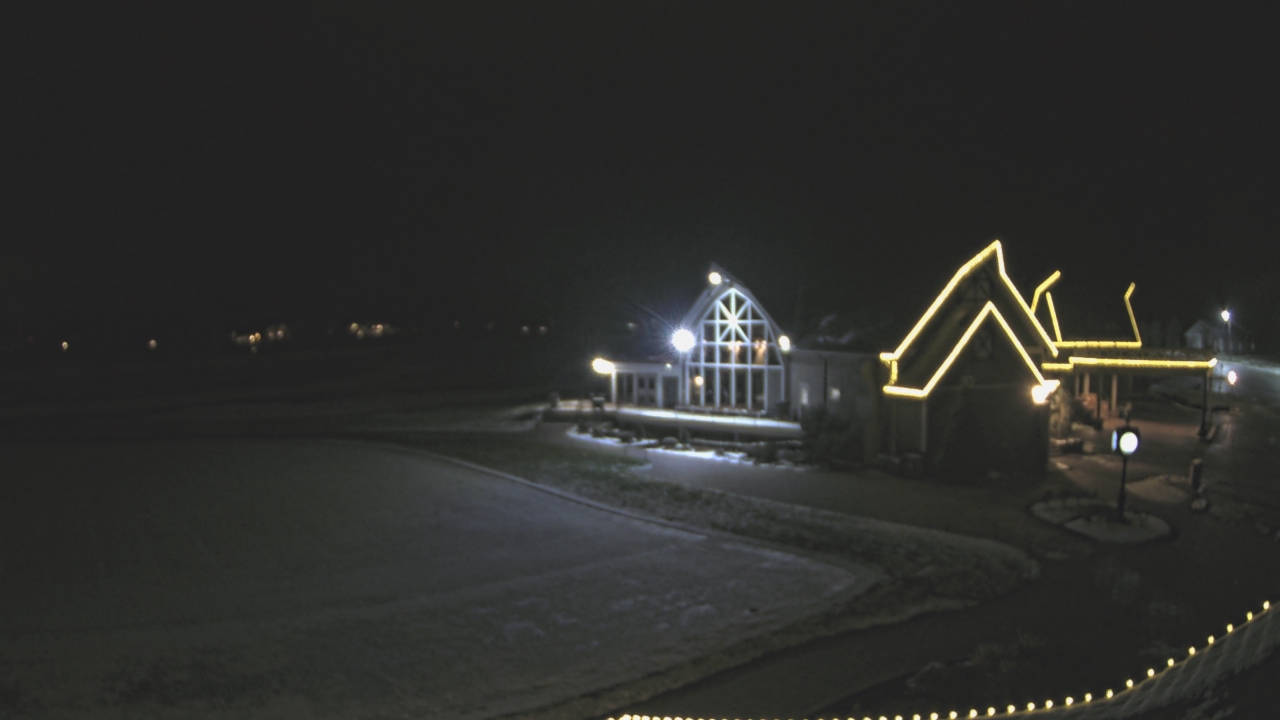 Thumbnail for current weather camera view from Coldstream Country Club in Cincinnati, Ohio