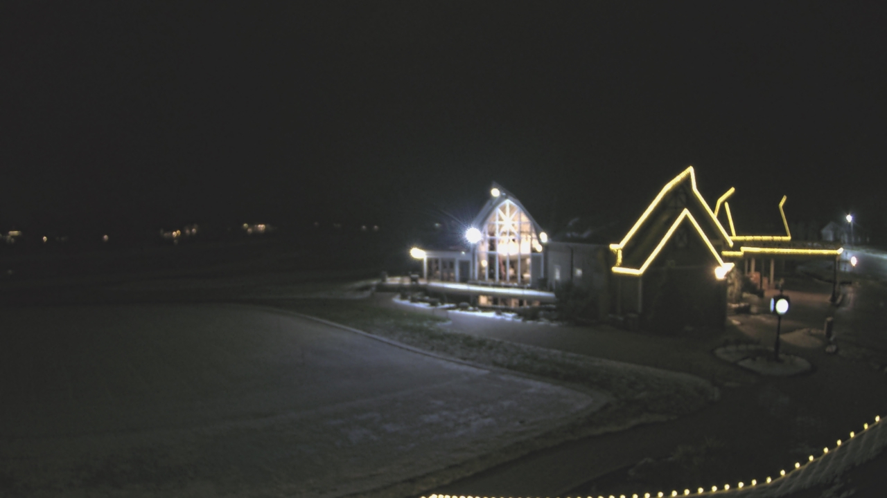 Thumbnail for current weather camera view from Coldstream Country Club in Cincinnati, Ohio