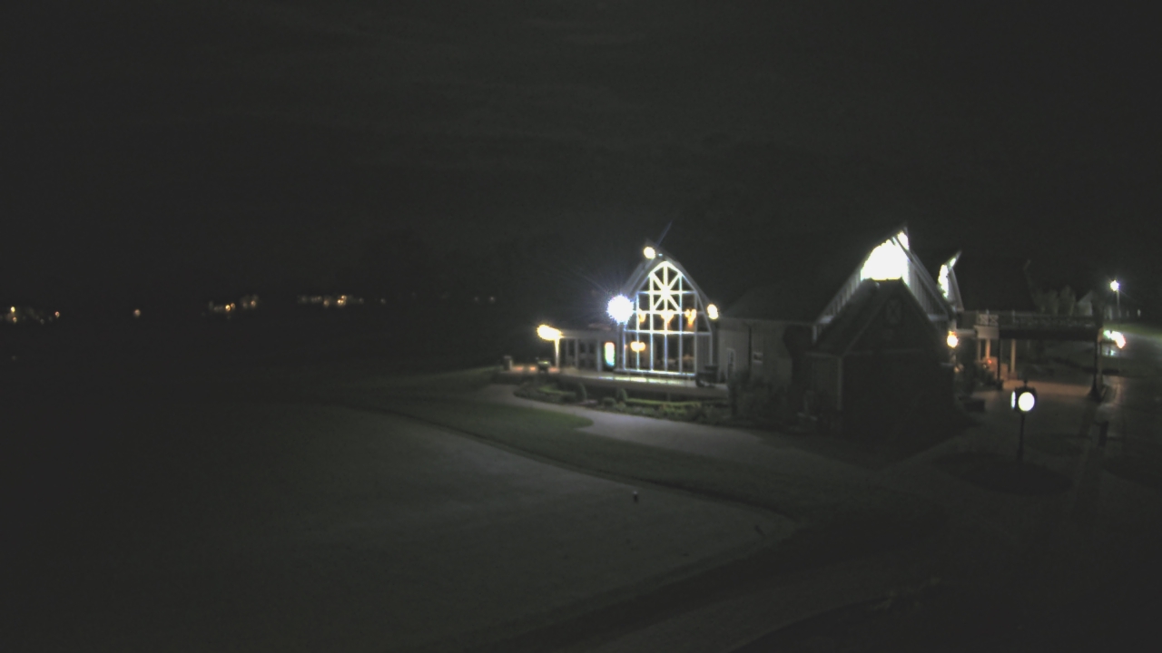 Thumbnail for current weather camera view from Coldstream Country Club in Cincinnati, Ohio