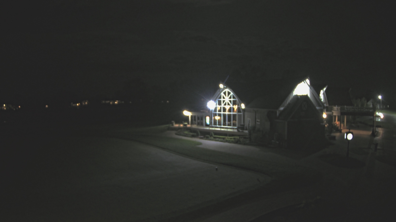 Thumbnail for current weather camera view from Coldstream Country Club in Cincinnati, Ohio