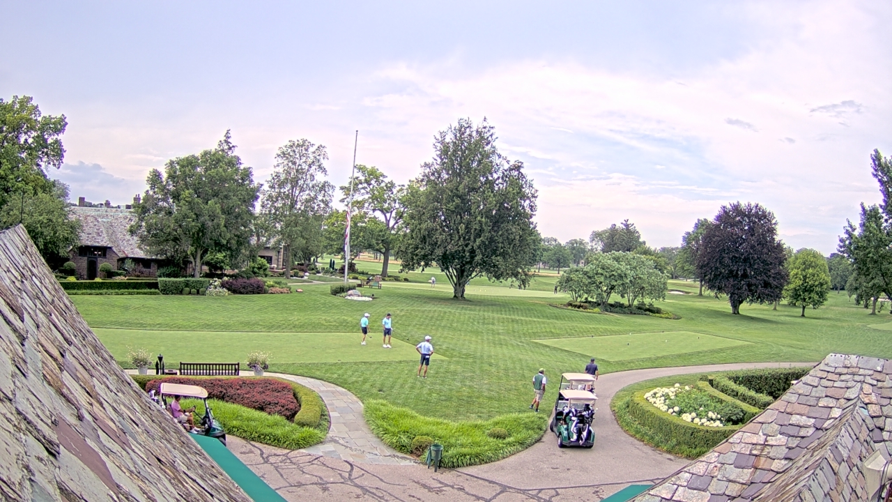 Thumbnail for current weather camera view from Country Club of Detroit in Grosse Pointe Farms, Michigan