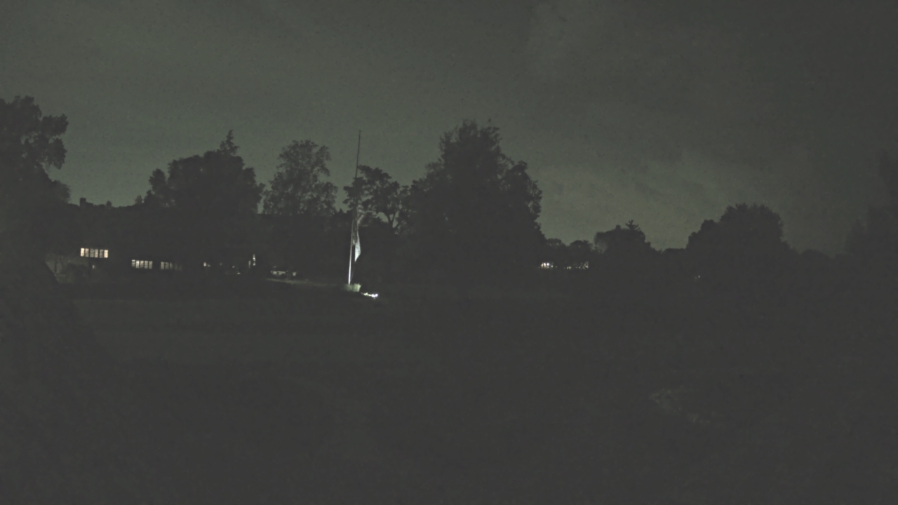Thumbnail for current weather camera view from Country Club of Detroit in Grosse Pointe Farms, Michigan