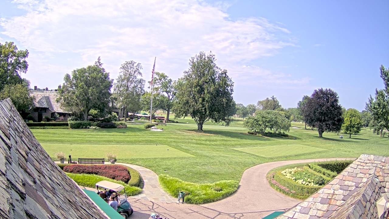 Thumbnail for current weather camera view from Country Club of Detroit in Grosse Pointe Farms, Michigan