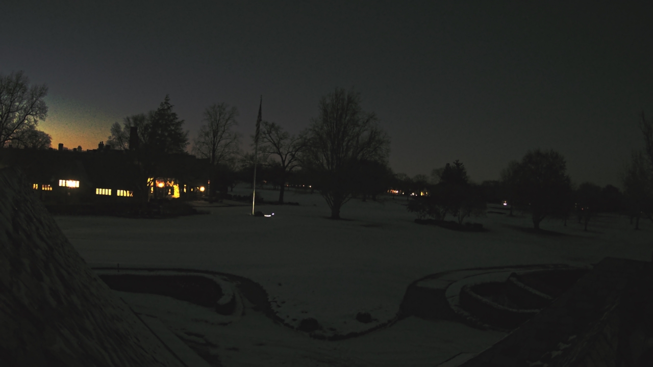 Thumbnail for current weather camera view from Country Club of Detroit in Grosse Pointe Farms, Michigan