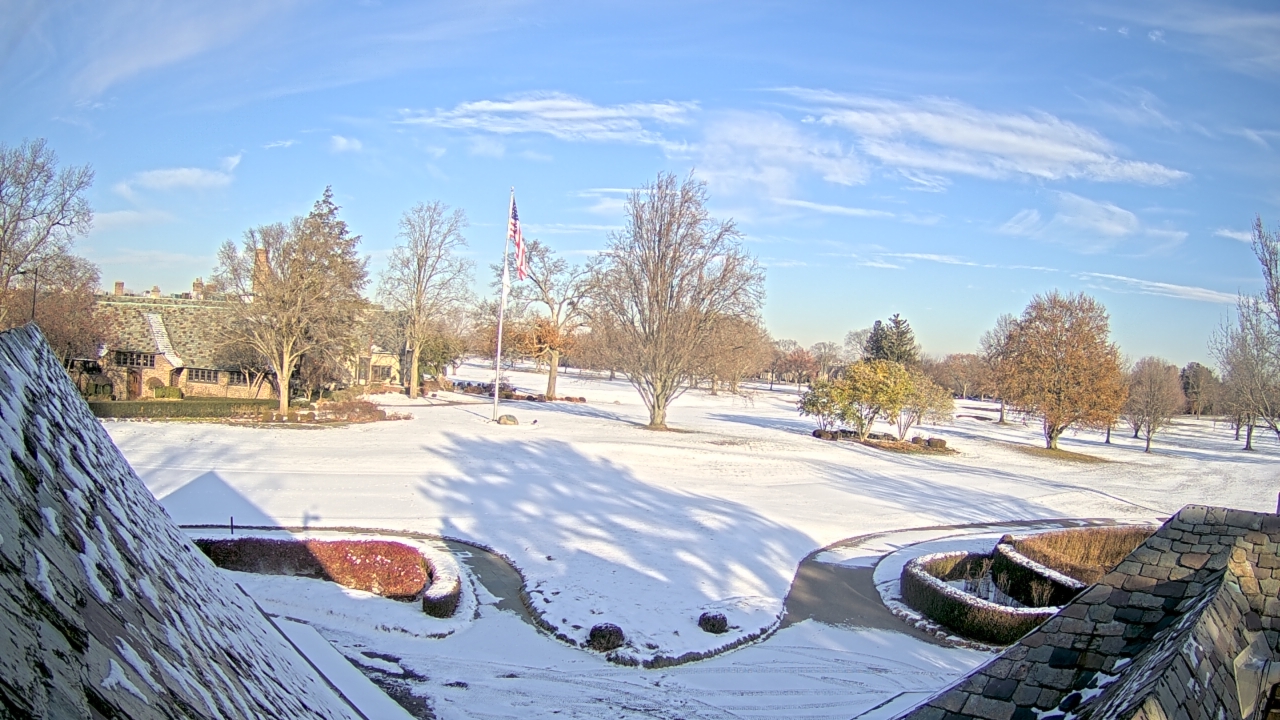 Thumbnail for current weather camera view from Country Club of Detroit in Grosse Pointe Farms, Michigan