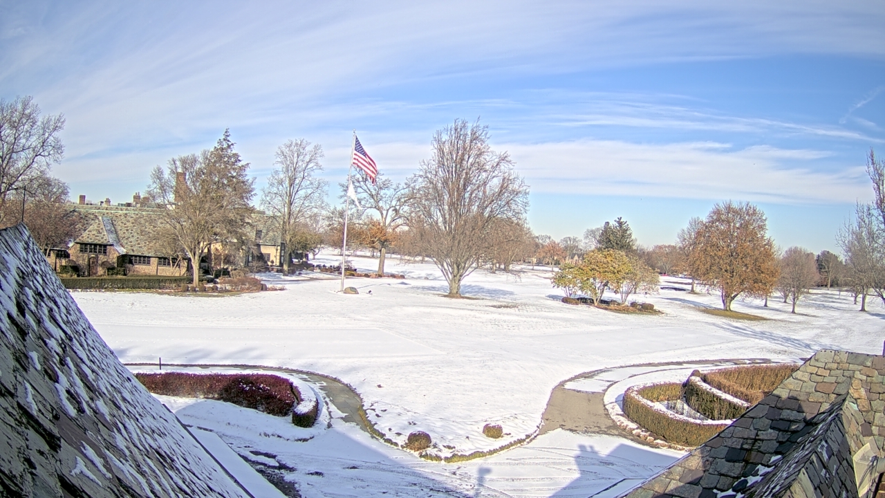 Thumbnail for current weather camera view from Country Club of Detroit in Grosse Pointe Farms, Michigan